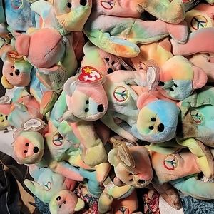Huge collection NWT Ty beanie baby Peace bears